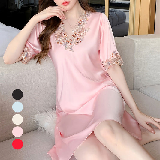 Nachthemd mit V-Ausschnitt und Spitzenstickerei