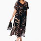 ❄️Sommerfrische 50 % Rabatt!👗Elegantes fließendes V-Ausschnitt-Midikleid – Luftiges schwarzes Kleid mit Schleifenprint, Seitenschlitz und bequemer Passform S-5XL