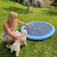 ❄️Sommerfrische 50 % Rabatt!🐶Faltbares Hundeschwimmbecken mit Wassersprüher – Kühlende Planschmatte für Garten, Terrasse & sommerliche Spieltage