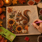 🎃 Høstdekorasjonen du ikke visste du trengte! 🐿️ Ekorn, gresskar eller rev – velg ditt favorittmotiv og skap magi 🖼️